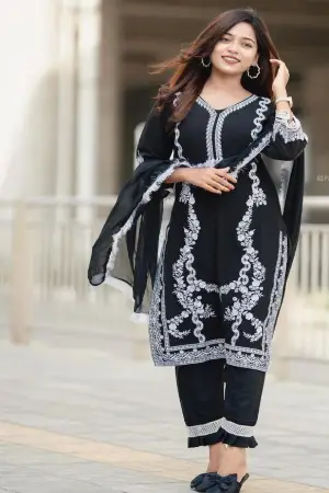 independent escorts in Agra