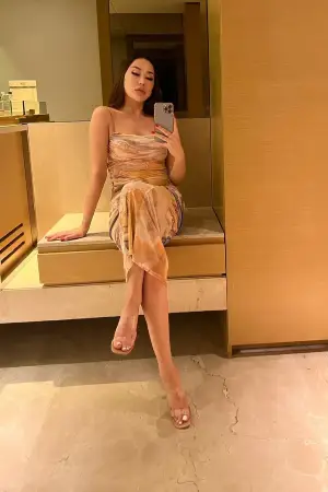 independent call girls in Agra